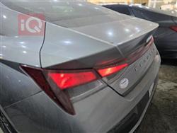 هیۆندای ئەلەنترا